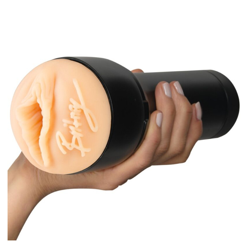 Kiiroo - Feel Britney Amber Stroker